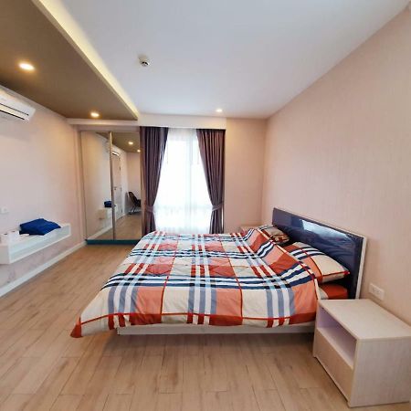 Seven Seas Condo By Dmitrii Jomtien Beach Exterior photo